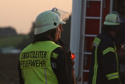 Retten - Bergen - Schützen - Die Feuerwehr hilft -