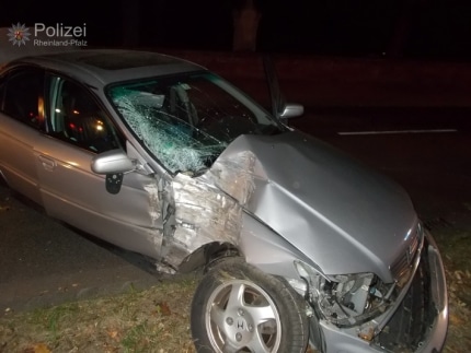 pol-ppwp-kollision-beim-fahrstreifenwechsel