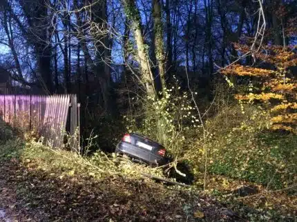 pol-pdwo-verkehrsunfall-durch-alkoholisierten-18-jaehrigen-raser