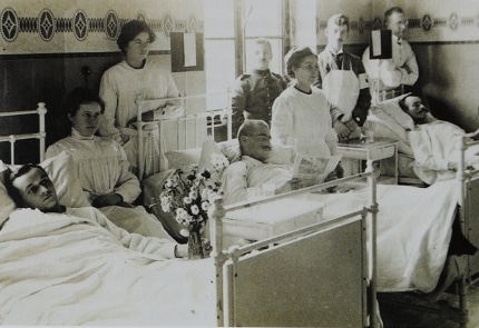Foto Hospital 1915_aus 750 Jahre St_Nikolaus-2