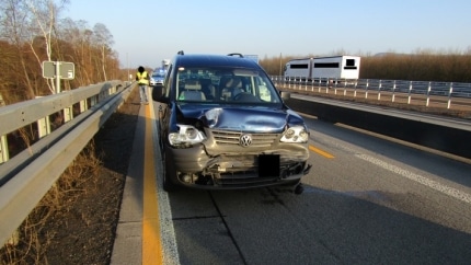 pol-pdkl-a6-ramstein-miesenbach-unfall-im-baustellenbereich-zeugen-gesucht