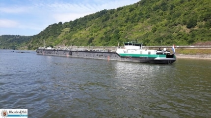 wspa-rp-tankschiff-auf-dem-geisenruecken-festgefahren